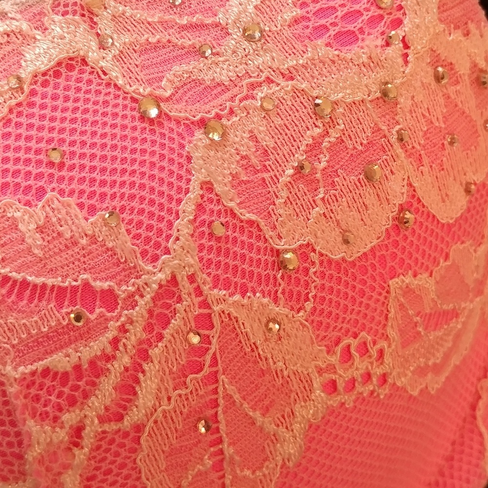 🆕Victoria's Secret Rhinestone Bra - Picture 2 of 7